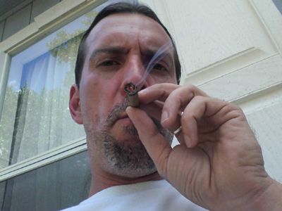 http://i227.photobucket.com/albums/dd113/seckerb/0511173004a.jpg