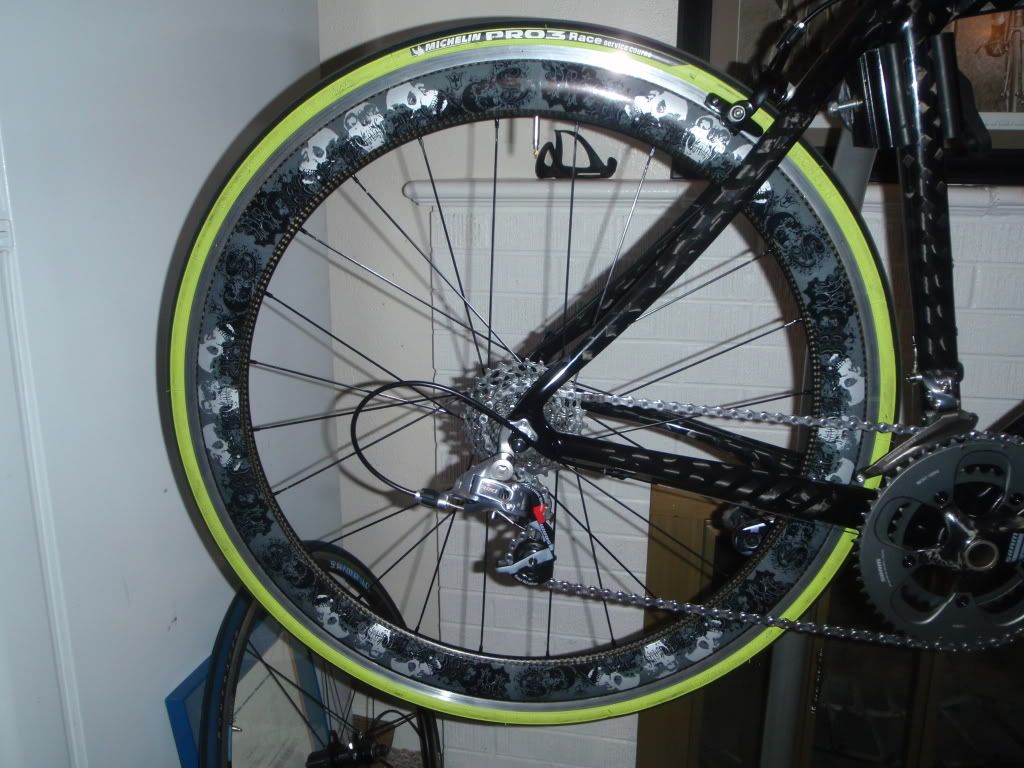 http://i227.photobucket.com/albums/dd173/adamsack/misc/P4190158.jpg