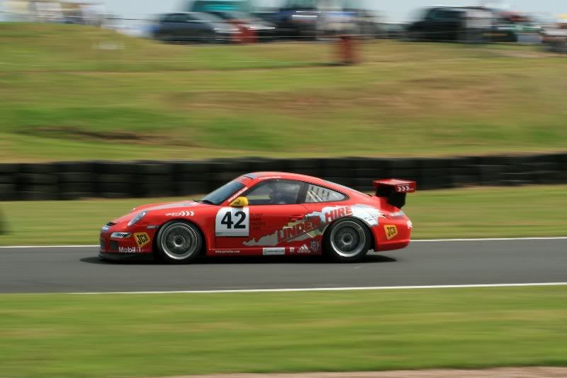 IMAGE: http://i227.photobucket.com/albums/dd21/Motorelvis/Porsche2.jpg