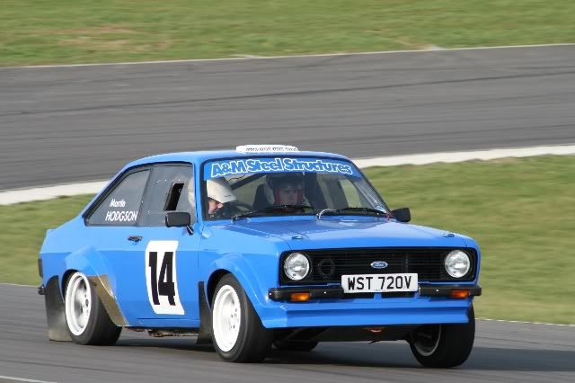 IMAGE: http://i227.photobucket.com/albums/dd21/Motorelvis/slaters%20rally/favslatLargeWebview29.jpg