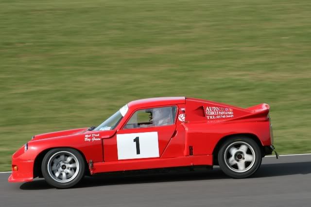 IMAGE: http://i227.photobucket.com/albums/dd21/Motorelvis/slaters%20rally/favslatLargeWebview9.jpg