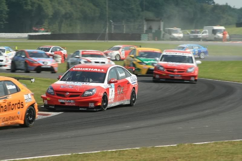 IMAGE: http://i227.photobucket.com/albums/dd21/Motorelvis/vauxhall2.jpg