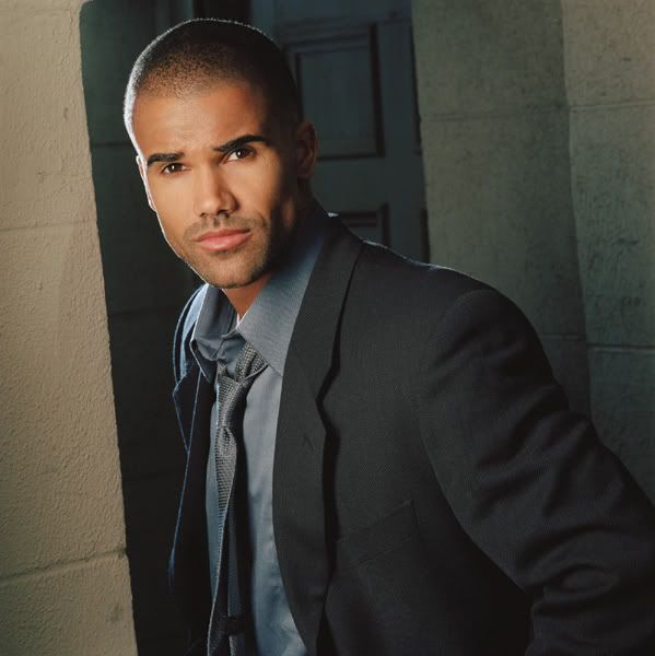 Celebrity short hairstyles - Shemar Moore buzz hairstyle 5