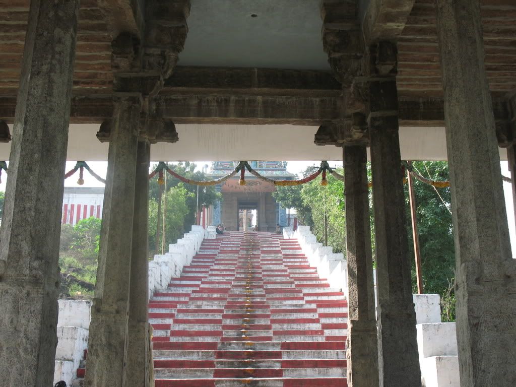 Kundrathoor Kovil