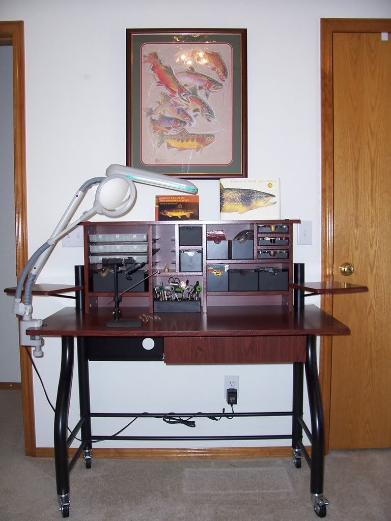 The Classic Fly Rod Forum Fly Tying Desk Here S My New Set Up