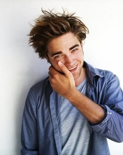 ROBERT PATTINSON