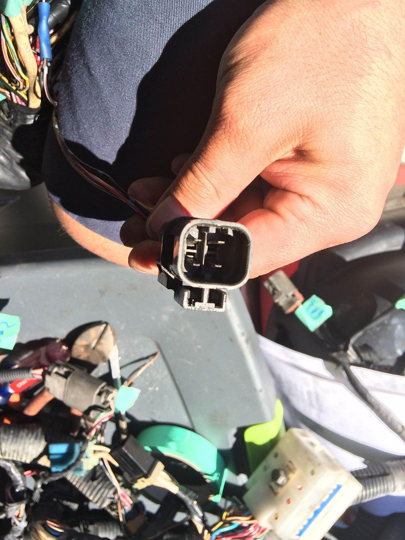 ... does. any help please. this is the main body/engine bay harness that  goes to the fuse boxes all the way to the SMJ box.. any help would be  great. thanks