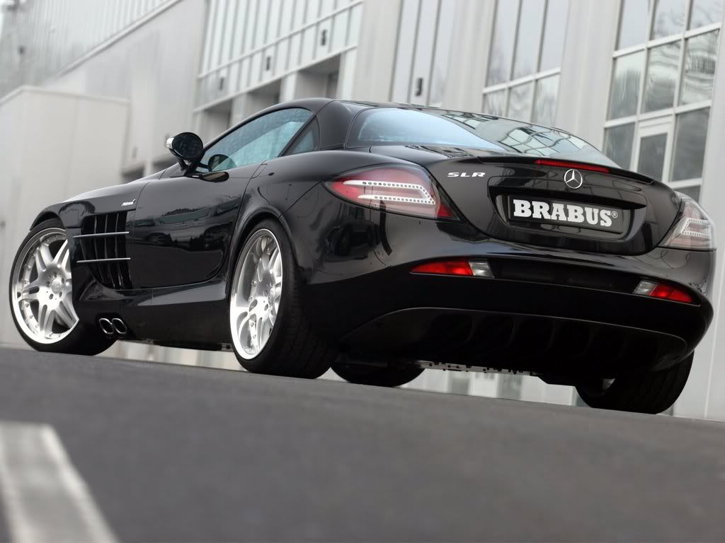 Mercedes-Benz_Brabus_SLR_McLaren_00.jpg