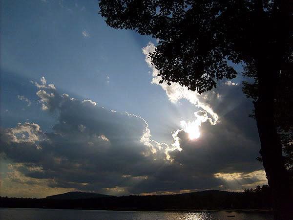 IMAGE: http://i227.photobucket.com/albums/dd38/kasper27f/l_7b5ce533a591d25496e745052002ddf8.jpg