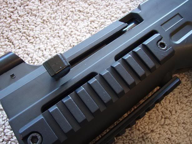 http://i227.photobucket.com/albums/dd56/Ump45/RecieverandRails.jpg